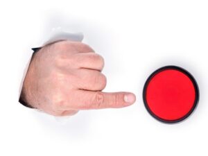 Imagem ilustrativa com dedo apertando botão do pânico.